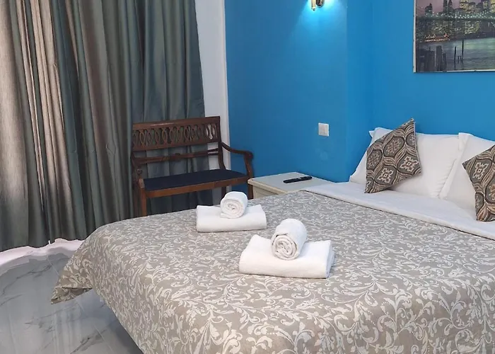 Relax On 247 Hostel